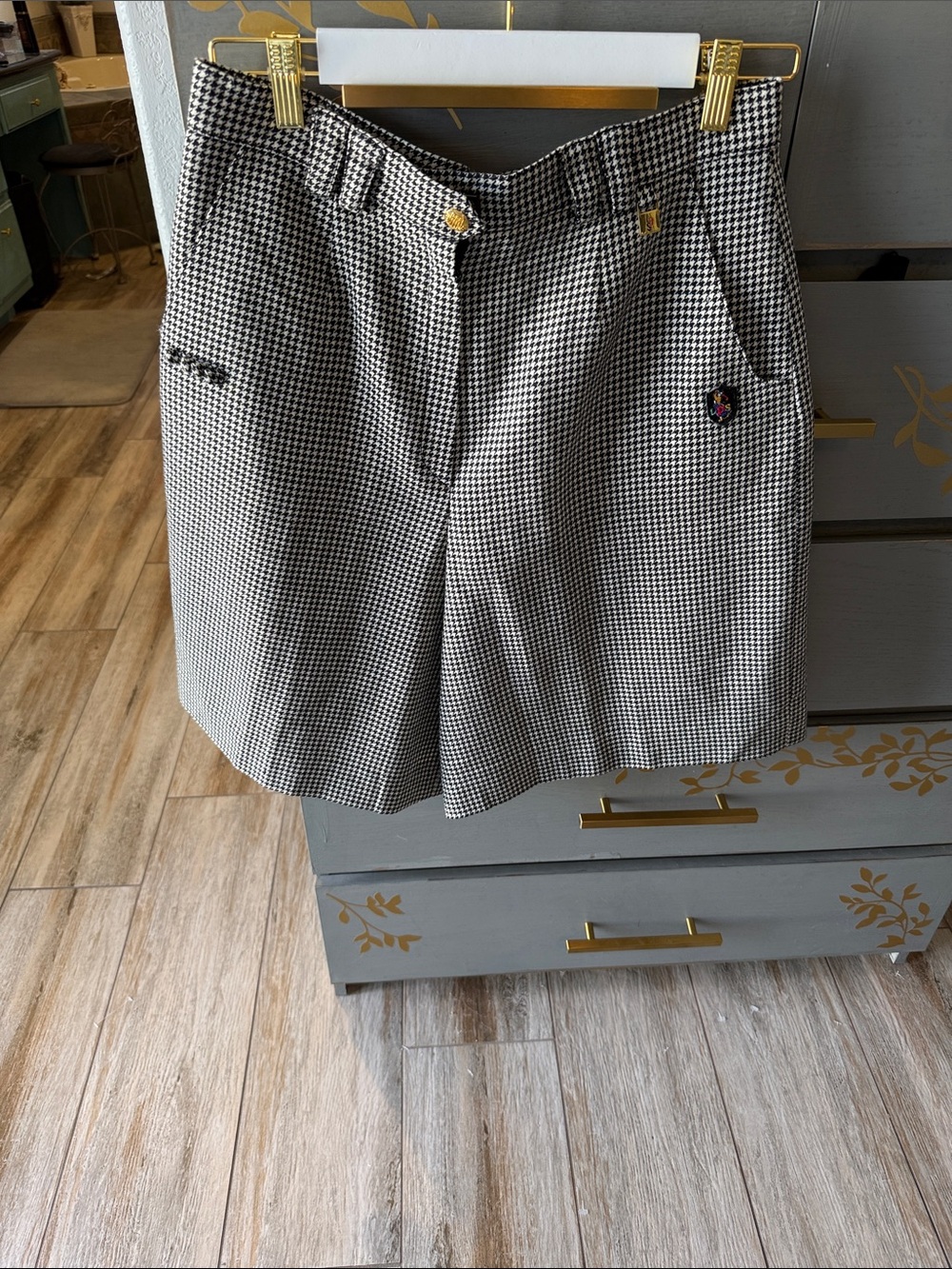 Tailored Houndstooth Bermuda Shorts - Black & White